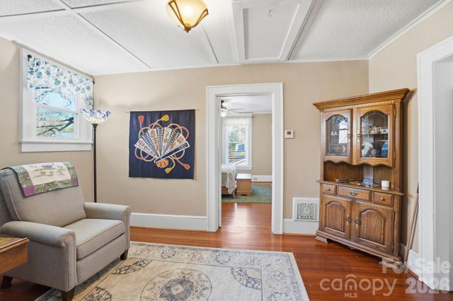 502 S South Street, Gastonia, NC 28052