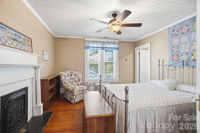 502 S South Street, Gastonia, NC 28052