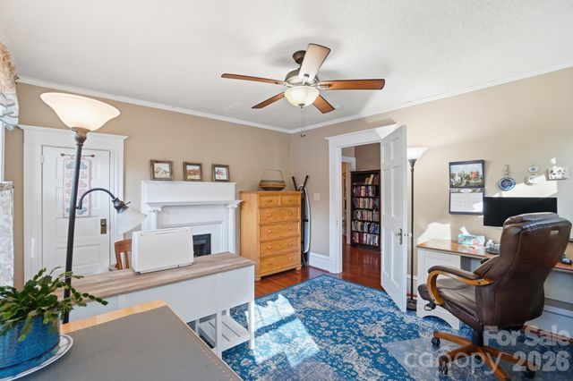 502 S South Street, Gastonia, NC 28052