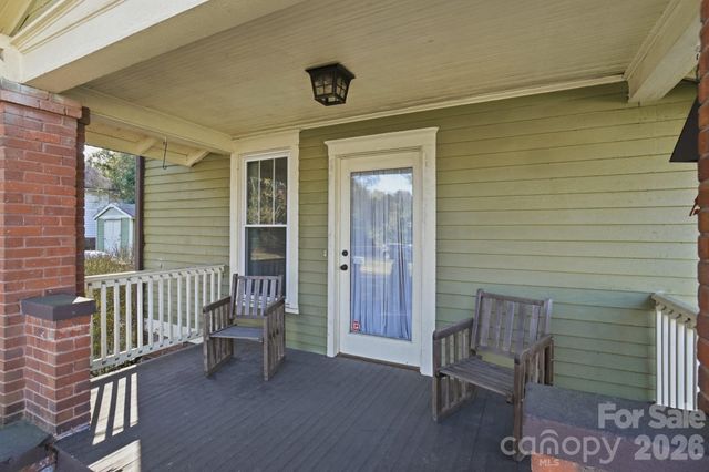 502 S South Street, Gastonia, NC 28052