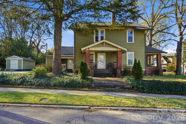 502 S South Street, Gastonia, NC 28052