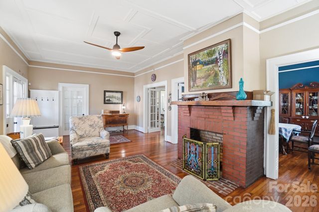 502 S South Street, Gastonia, NC 28052