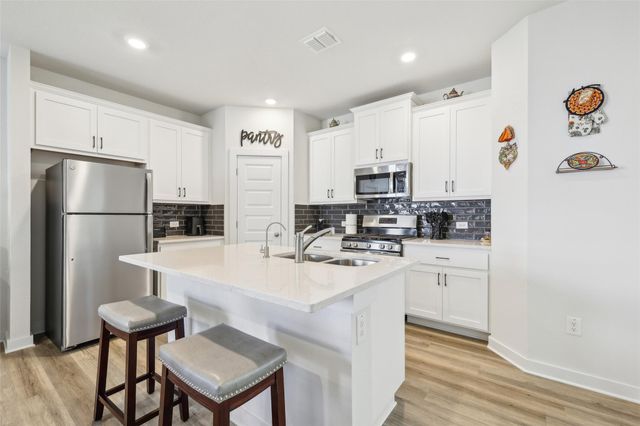 306 Banff DR, Kyle, TX 78640