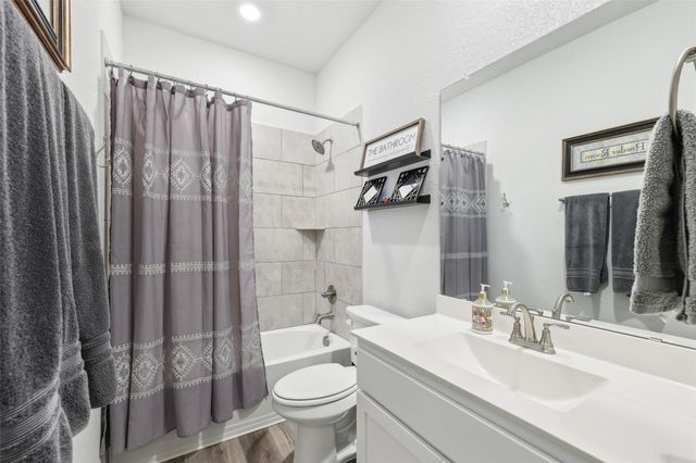 306 Banff DR, Kyle, TX 78640