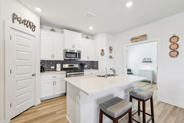 306 Banff DR, Kyle, TX 78640