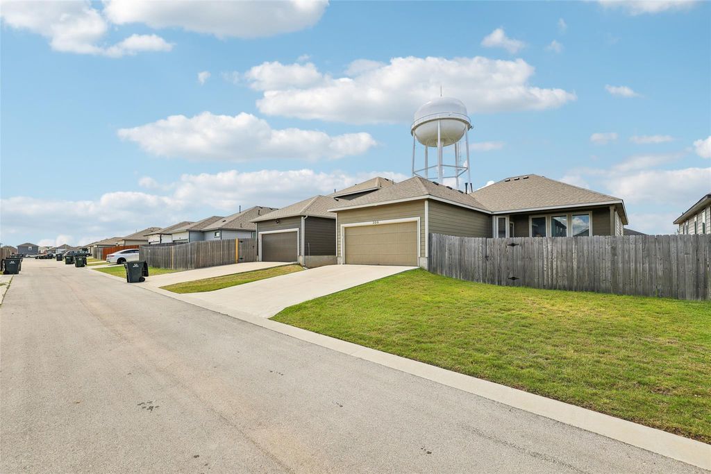 306 Banff DR, Kyle, TX 78640