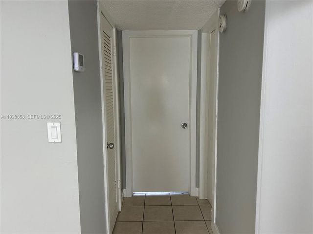 335 SW 20th St 2, Fort Lauderdale, FL 33315