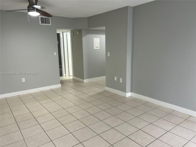 335 SW 20th St 2, Fort Lauderdale, FL 33315