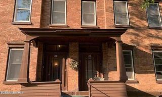 27 Vliet Street 1, Cohoes, NY 12047