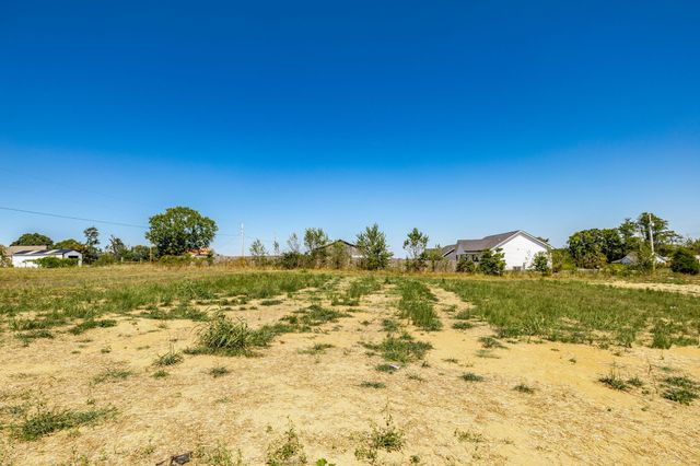 1204 Vickie Ln, Portland, TN 37148