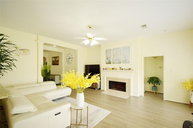 3219 Summerland Drive, Manvel, TX 77578