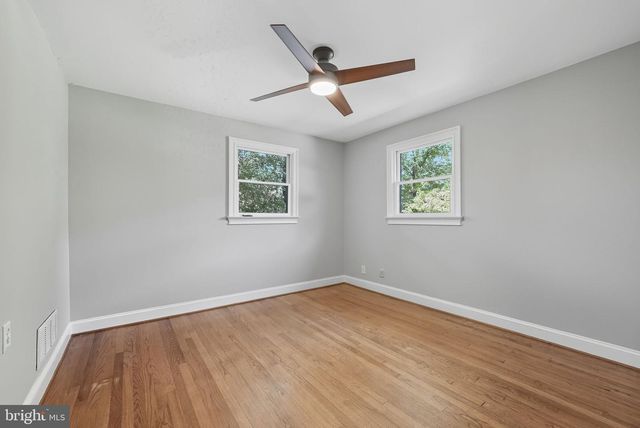 5209 CEDAR RD, Alexandria, VA 22309