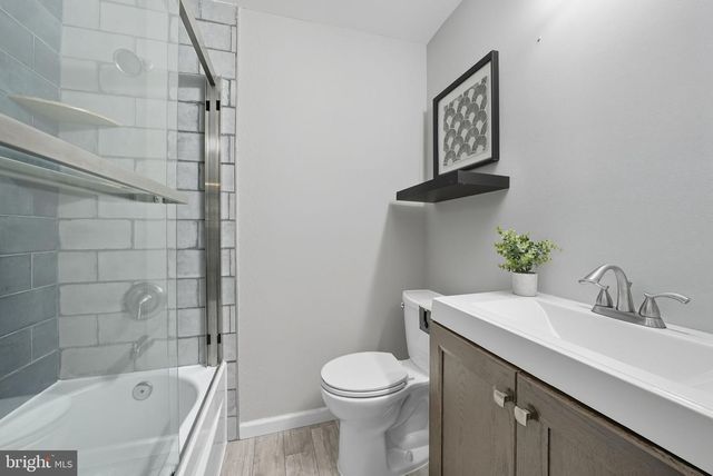 5209 CEDAR RD, Alexandria, VA 22309