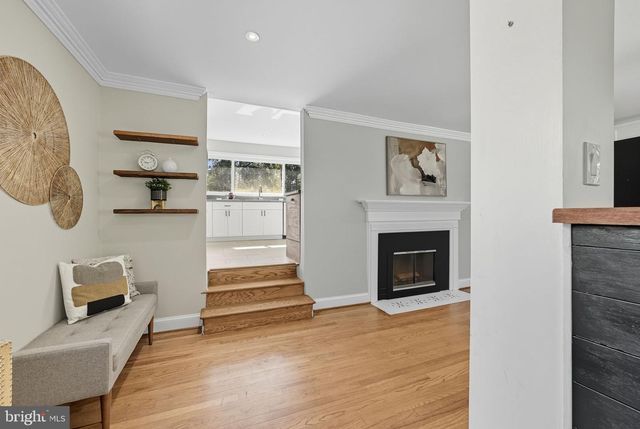 5209 CEDAR RD, Alexandria, VA 22309
