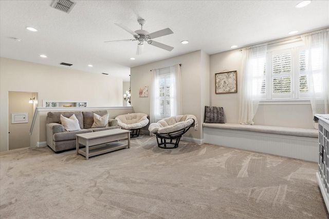 1225 PRESTIGE POINT, Oviedo, FL 32765