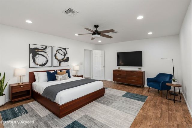 10501 E Calle Del Este, Tucson, AZ 85748