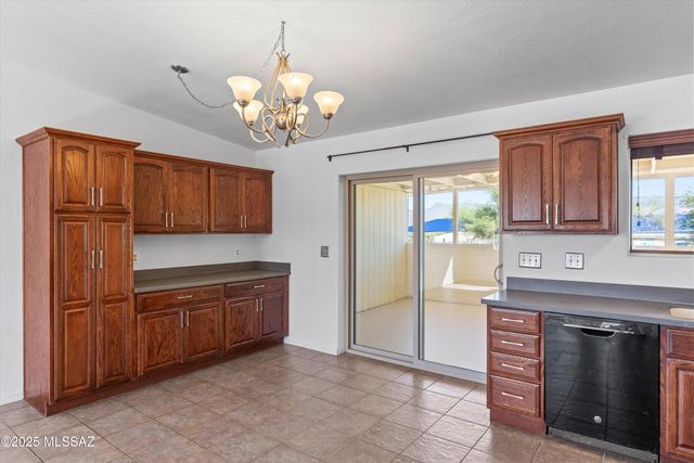 10501 E Calle Del Este, Tucson, AZ 85748