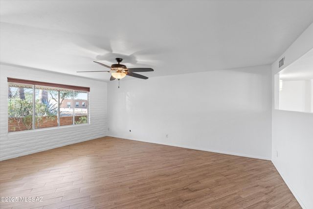 10501 E Calle Del Este, Tucson, AZ 85748