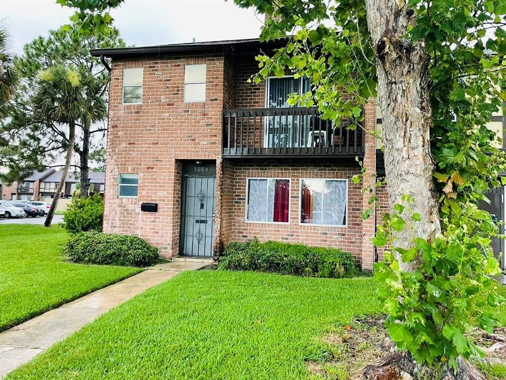 Image 1 of property listing at 5084 DOWNING STREET 2, Orlando, FL 32839