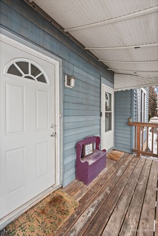 810 W Galena Boulevard, Aurora, IL 60506