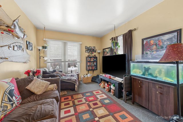 810 W Galena Boulevard, Aurora, IL 60506