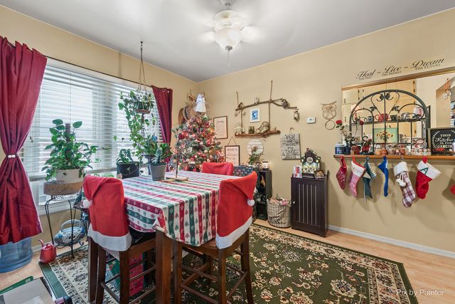 810 W Galena Boulevard, Aurora, IL 60506