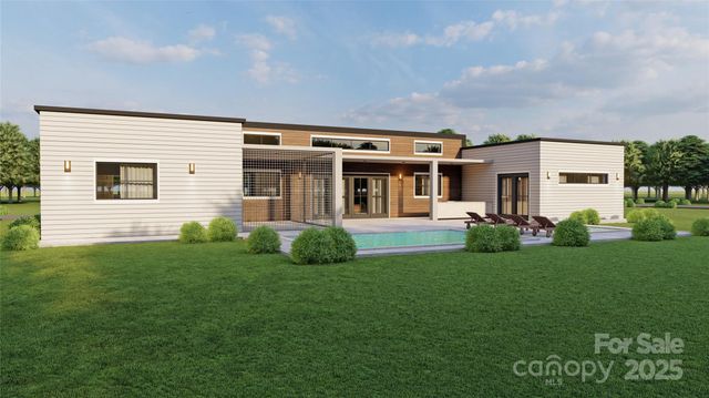 1 Constant Lane, Columbus, NC 28722