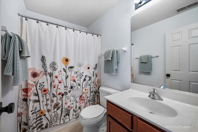 2449 Wilton Lane 2449, Aurora, IL 60502