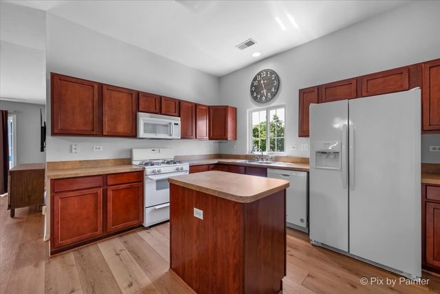 2449 Wilton Lane 2449, Aurora, IL 60502