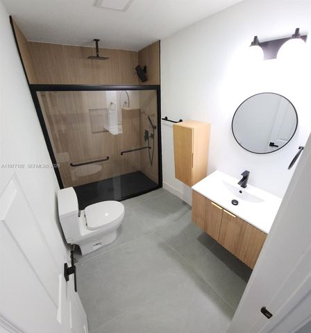 10490 SW 173rd Ter 2, Miami, FL 33157