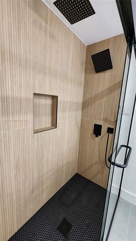 10490 SW 173rd Ter 2, Miami, FL 33157