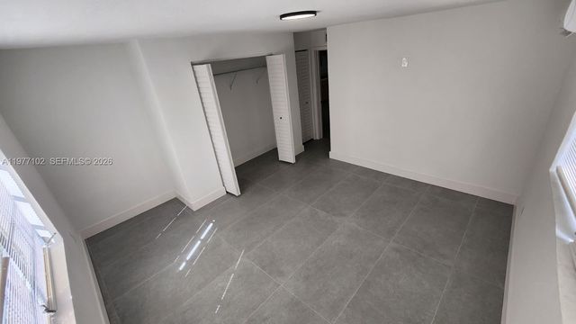 10490 SW 173rd Ter 2, Miami, FL 33157