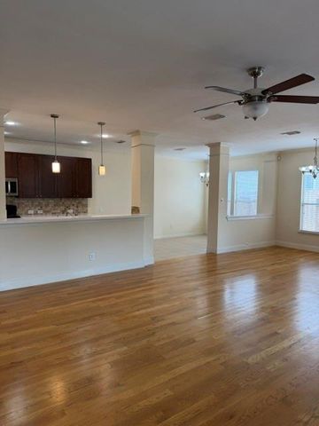 5331 Timber Court Hollow Drive, Houston, TX 77084