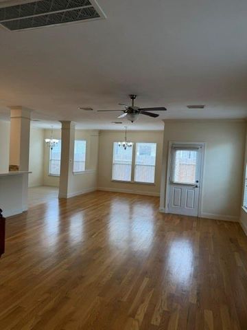 5331 Timber Court Hollow Drive, Houston, TX 77084