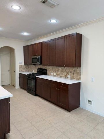 5331 Timber Court Hollow Drive, Houston, TX 77084