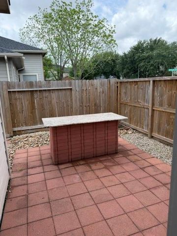 5331 Timber Court Hollow Drive, Houston, TX 77084