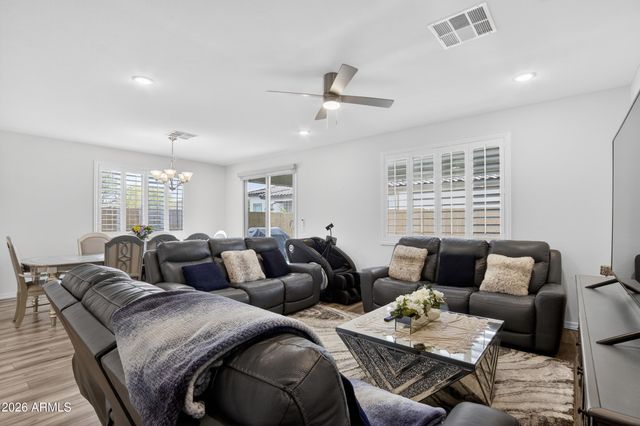 12761 W PARKWAY Lane, Avondale, AZ 85323