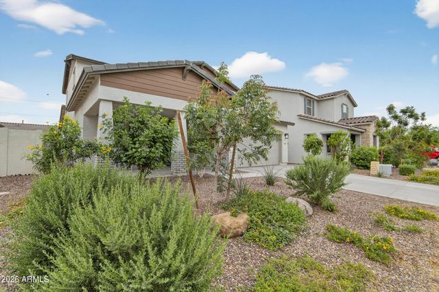 12761 W PARKWAY Lane, Avondale, AZ 85323