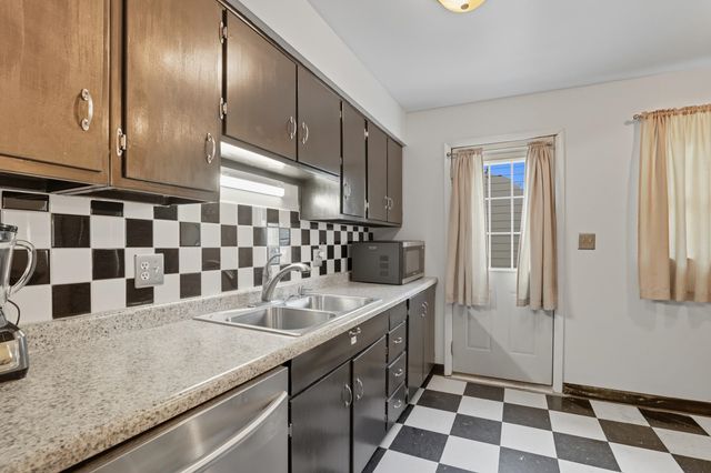 2808 NORDHOLME Avenue, Fort Wayne, IN 46805