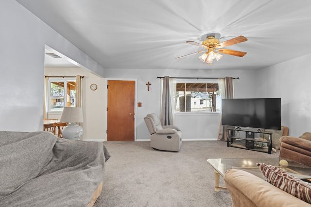 2808 NORDHOLME Avenue, Fort Wayne, IN 46805