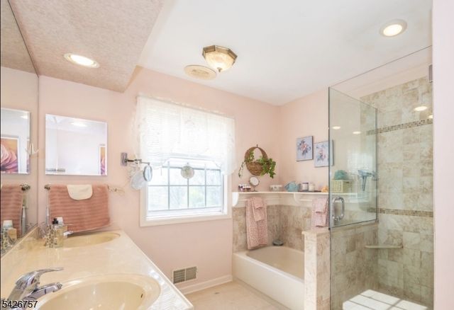 11 Hearthstone Dr, Vernon Twp., NJ 07461