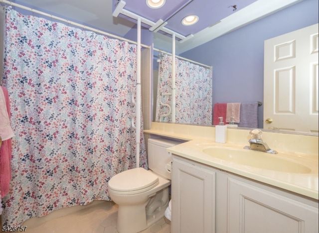 11 Hearthstone Dr, Vernon Twp., NJ 07461