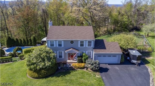 11 Hearthstone Dr, Vernon Twp., NJ 07461