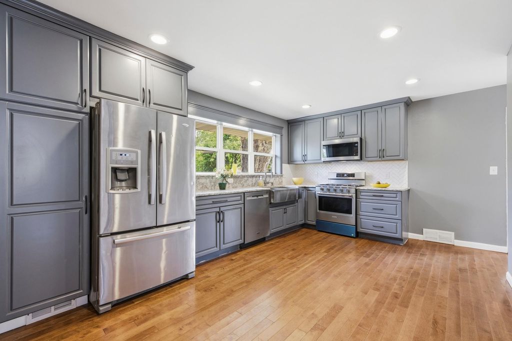1476 Burns Avenue, Saint Paul, MN 55106 — photo 4