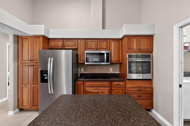 4027 N C 470, Lake Panasoffkee, FL 33538