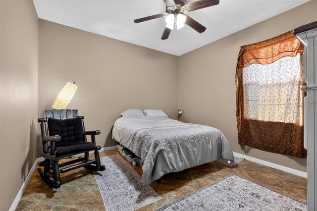 4027 N C 470, Lake Panasoffkee, FL 33538