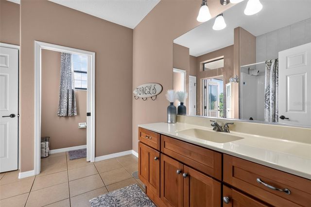 4027 N C 470, Lake Panasoffkee, FL 33538