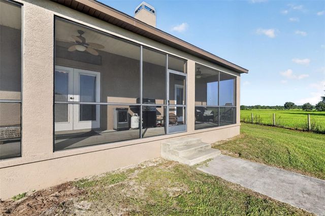 4027 N C 470, Lake Panasoffkee, FL 33538