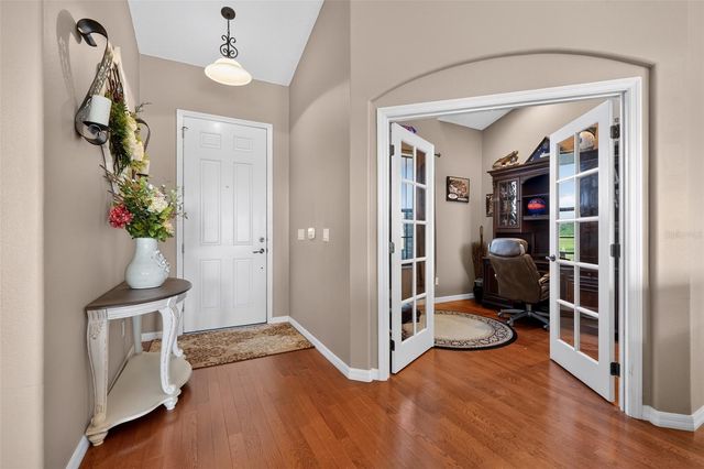 4027 N C 470, Lake Panasoffkee, FL 33538