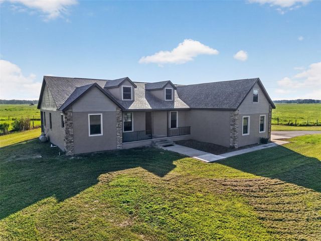 4027 N C 470, Lake Panasoffkee, FL 33538